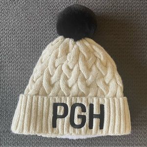 Pittsburgh New Era Women’s Pom Knit Beanie